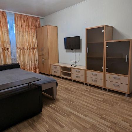 Уютно И По Домашнему Комфортно Студенческая 2К Кв Зубенко 19 Kharkiv Extérieur photo