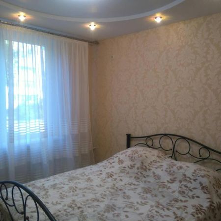 Уютно И По Домашнему Комфортно Студенческая 2К Кв Зубенко 19 Kharkiv Extérieur photo